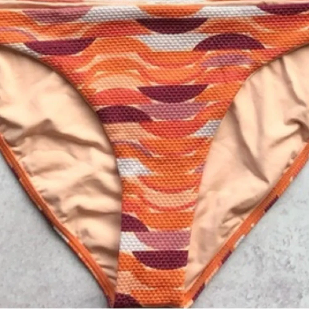 L Space Millie Camacho Bottom Full Bikini Size Small